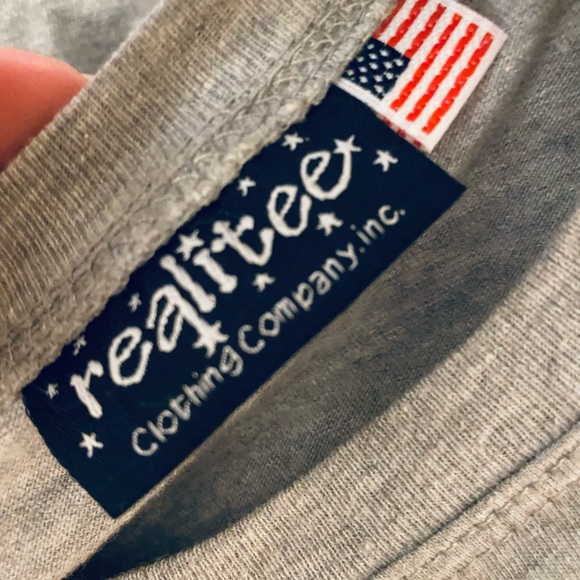 Shirt - Picture 2 of 4